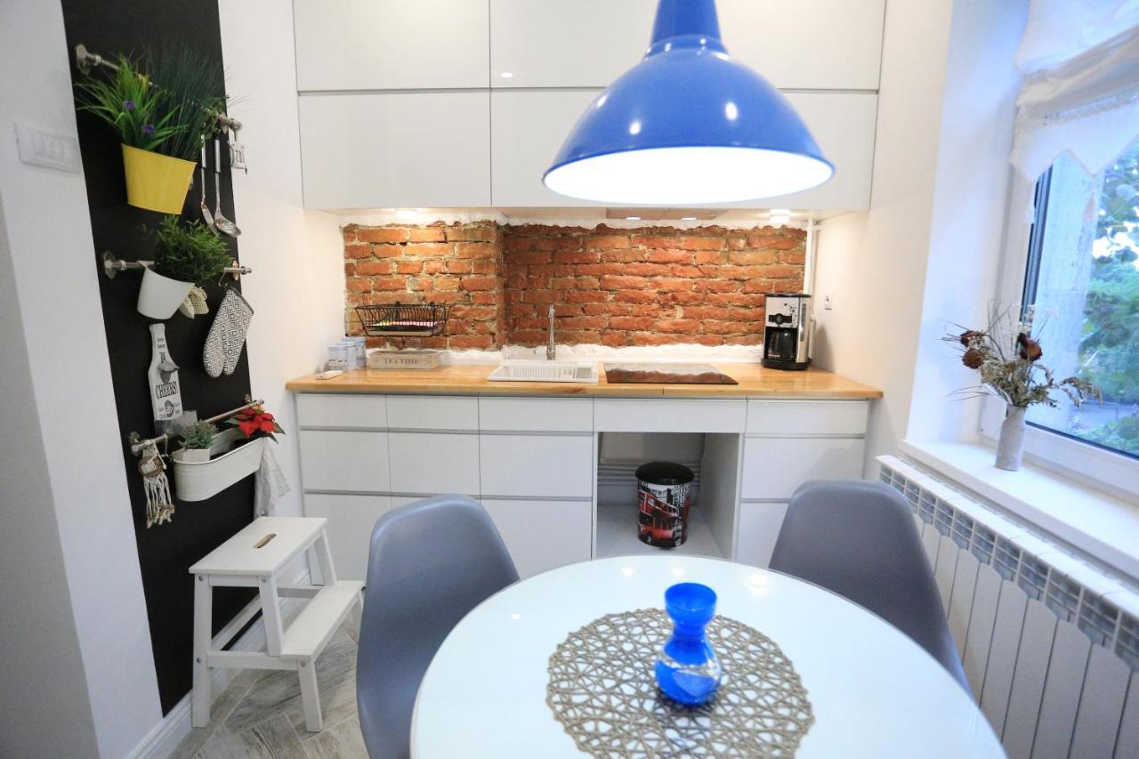 Ceronav Citycenter Galati, Disscount On Google! Lägenhet Exteriör bild